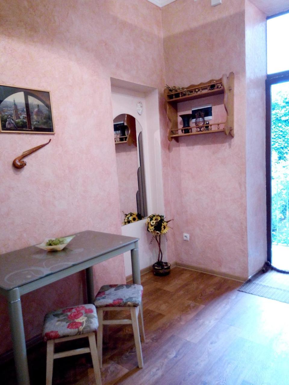 Flat On Sheptytskykh Διαμέρισμα Λβιβ Εξωτερικό φωτογραφία
